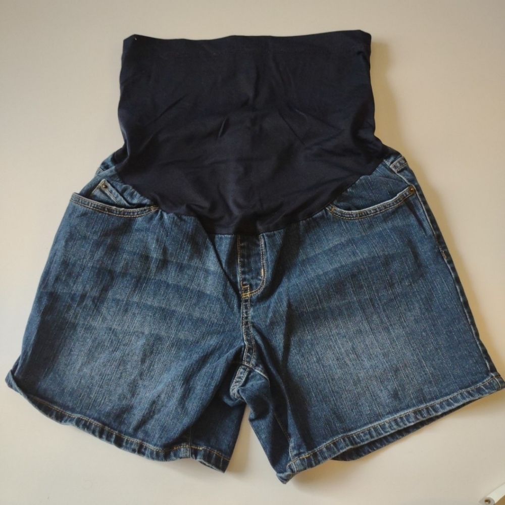 Liz Lange Maternity Denim Jean Shorts Small